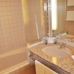 Отель Novotel Andorra ванная фото 2