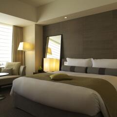 Отель The Strings By Intercontinental Tokyo Токио комната для гостей