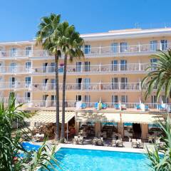 Universal Hotel Bikini бассейн