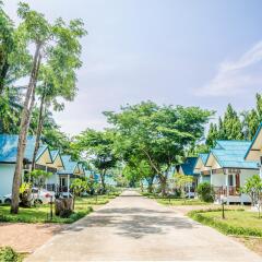 Отель Changsi Resort парковка