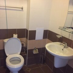 Отель Maria Antoaneta Residence Болгария, Банско - отзывы, цены и фото номеров - забронировать отель Maria Antoaneta Residence онлайн ванная