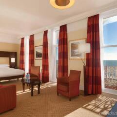Отель Hilton Brighton Metropole балкон фото 2