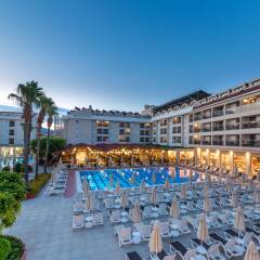 Julian Club Hotel