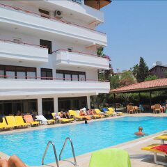 Beyaz Saray Hotel бассейн фото 2