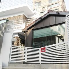 P.S. Guesthouse Itaewon - Hostel городской автобус