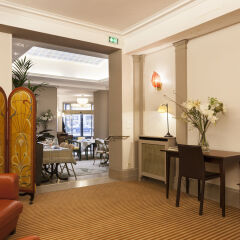 Azur Hotel интерьер отеля