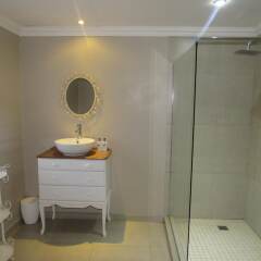 Отель Happy Lands Self Catering/B&B спа