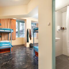 Abraham Hostel Jerusalem Иерусалим бассейн