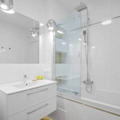 Отель Jaktorowska Charming Studio Польша, Варшава - отзывы, цены и фото номеров - забронировать отель Jaktorowska Charming Studio онлайн ванная