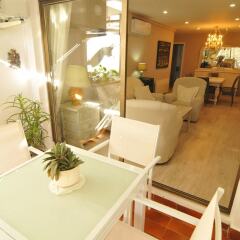 Отель HomeHolidaysRentals Apartamento Canet Playa l - Costa Barcelona гостиничный бар