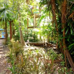 Отель Fruit Tree Lodge Ланта фото 5