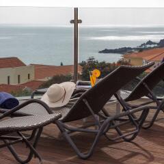 Отель The Lince Madeira Lido Atlantic Great Hotel Португалия, Фуншал - 1 отзыв об отеле, цены и фото номеров - забронировать отель The Lince Madeira Lido Atlantic Great Hotel онлайн бассейн фото 2