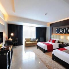 Отель DoubleTree by Hilton Bangkok Ploenchit 5* Номер Делюкс фото 9
