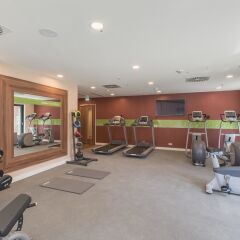 Отель Hampton by Hilton Hamburg City Centre фитнесс-зал