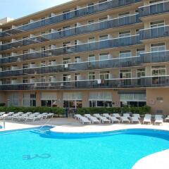 Отель Aparthotel CYE Holiday Centre бассейн фото 3