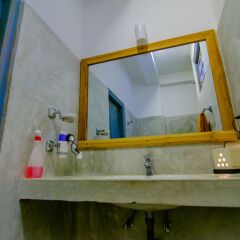 Отель Antic Guesthouse Шри-Ланка, Галле - отзывы, цены и фото номеров - забронировать отель Antic Guesthouse онлайн ванная фото 2
