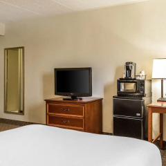 Отель Clarion Inn Frederick Event Center удобства в номере фото 2