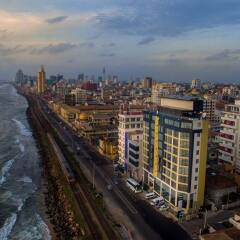 Отель The Ocean Colombo пляж