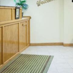 Отель Days Inn Shawnee сауна
