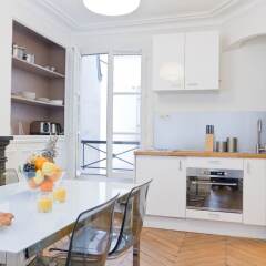 Апартаменты La Seine - Notre Dame Private Apartment в номере