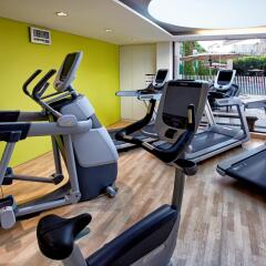 Отель Holiday Inn Singapore Orchard City Centre фитнесс-зал