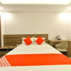 OYO 270 Xumi Hotel Ханой сейф в номере