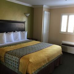 Отель Travelodge Chatsworth США, Лос-Анджелес - отзывы, цены и фото номеров - забронировать отель Travelodge Chatsworth онлайн комната для гостей фото 3