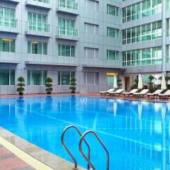 Отель Pullman Guangzhou Baiyun Airport бассейн фото 2