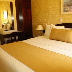 Hotel Mac Arthur сейф в номере