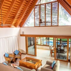 Отель First Landing Beach Resort & Villas интерьер отеля фото 3