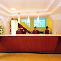 Clover Hotel интерьер отеля фото 2