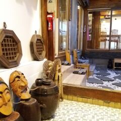Отель Bukchon Guesthouse Южная Корея, Сеул - отзывы, цены и фото номеров - забронировать отель Bukchon Guesthouse онлайн интерьер отеля фото 2