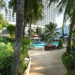 Отель Cholchan Pattaya Beach Resort фото 8