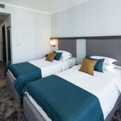 Отель Best Western Plus Premium Inn Солнечный берег комната для гостей фото 5