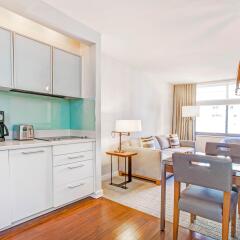 Отель The Wyndham Midtown 45 в номере