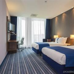Отель Holiday Inn Express Utrecht - Papendorp комната для гостей