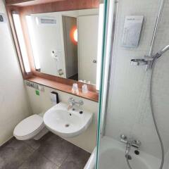 Отель Kyriad PARIS NORD - Ecouen La Croix Verte ванная