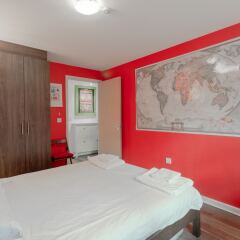 Отель Modern 1 Bedroom Flat in Battersea комната для гостей фото 4