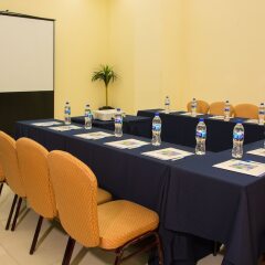 Отель Holiday Inn Express And Suites Mexico City At The Wtc Мехико помещение для мероприятий