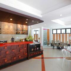 Отель Sungthong Kamala Beach Resort в номере фото 2