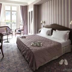 Отель Maison Astor Paris, Curio Collection by Hilton комната для гостей фото 4