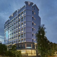Hotel 81 Orchid вид на фасад фото 3