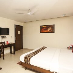 Отель OYO 1824 Hotel Grand Peepal Индия, Нью-Дели - отзывы, цены и фото номеров - забронировать отель OYO 1824 Hotel Grand Peepal онлайн комната для гостей фото 5