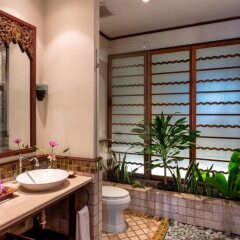 Отель Ariyasom Villa Bangkok Бангкок ванная