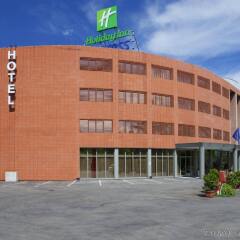 Отель Holiday Inn Express Parma Парма парковка