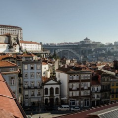 Отель Low Cost Tourist Apts Palácio da Bolsa балкон