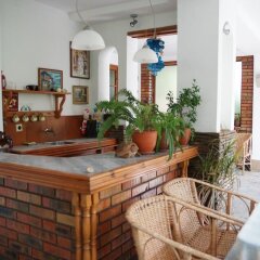 Отель Guest House Barbov Болгария, Аврен - отзывы, цены и фото номеров - забронировать отель Guest House Barbov онлайн гостиничный бар