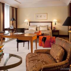 Отель Adlon Kempinski Германия, Берлин - 5 отзывов об отеле, цены и фото номеров - забронировать отель Adlon Kempinski онлайн комната для гостей фото 2
