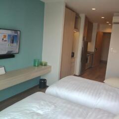 Oakwood Hotel and Residence Sri Racha удобства в номере фото 2