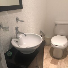 Отель Depto de 2 Pisos en Arquimides Polanco Мехико фото 9